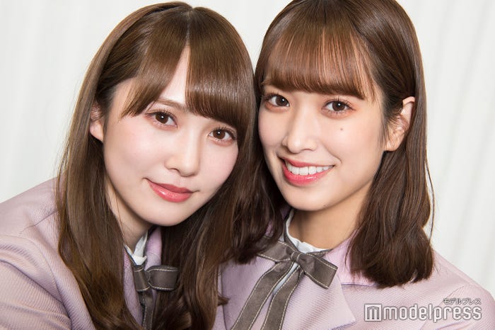 加藤史帆、佐々木久美(C)モデルプレス