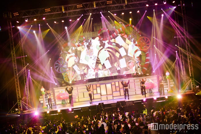 「f(x) the 1st concert DIMENSION 4 - Docking Station in JAPAN」