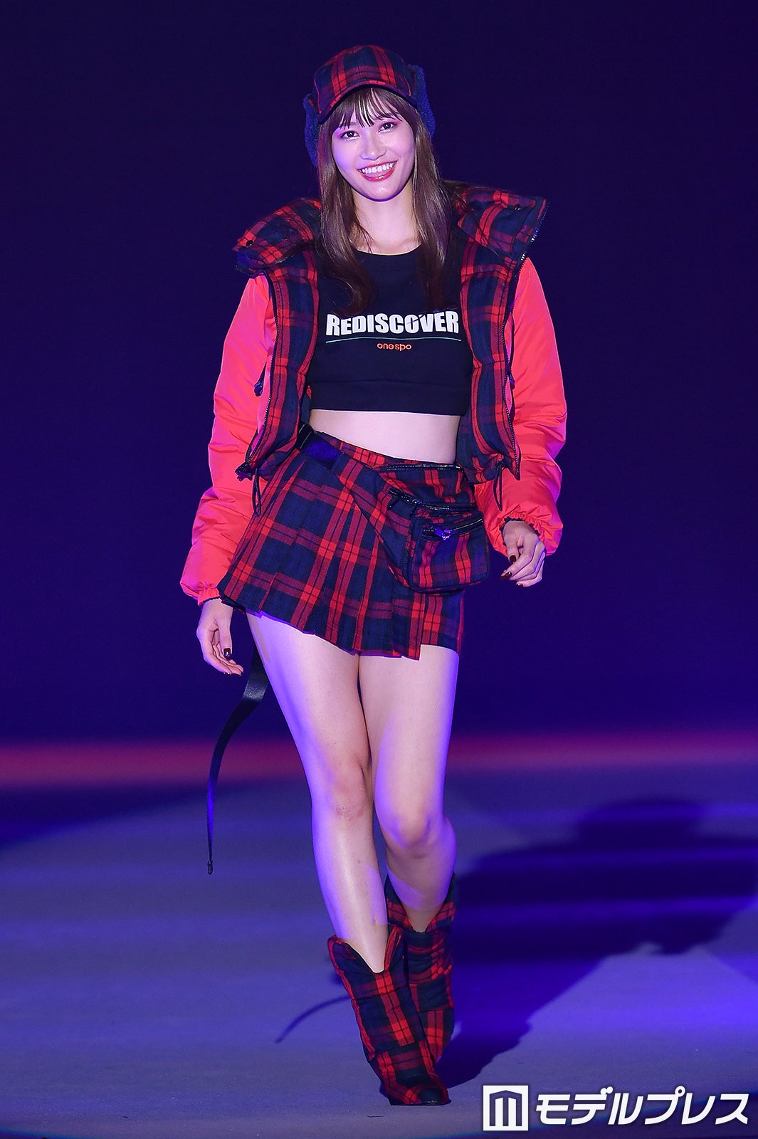 名古屋一可愛い Jkモデル 生見愛瑠 めるる 抜群スタイルで魅了 Girlsaward 18 A W モデルプレス