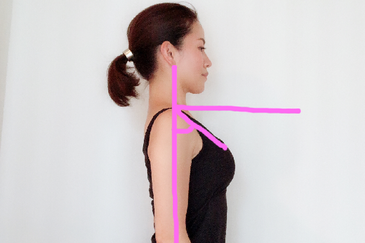 どこでも簡単！姿勢ケアでバストのシルエットアップを叶えましょう