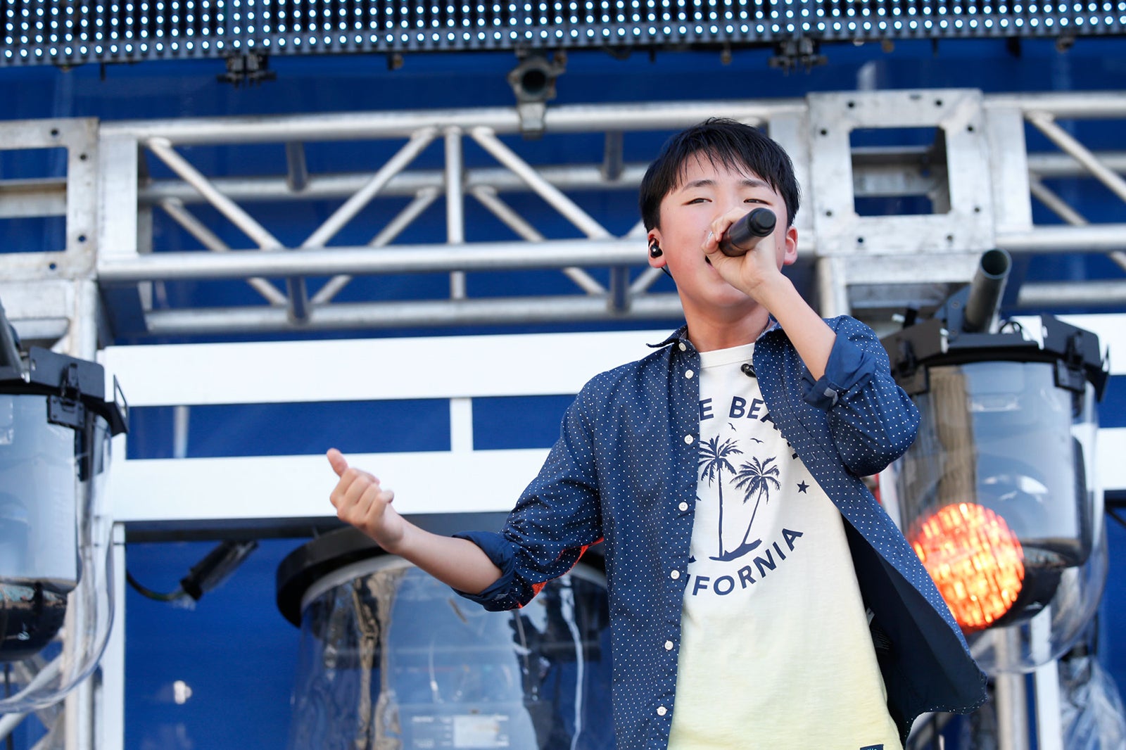 25日に出演した石橋陽彩 （写真提供：avex）  