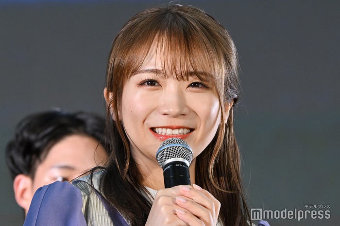 秋元真夏(C)モデルプレス