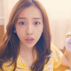 板野友美「プライベートの私に近い」素顔がチラリ