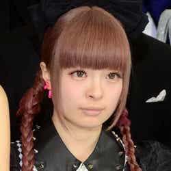 「第54回 輝く!日本レコード大賞」記者会見に登場したきゃりーぱみゅぱみゅ