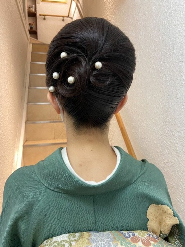 訪問着の髪型 のおすすめ12選 大人のマナーや上品さを意識したおしゃれな髪型 モデルプレス