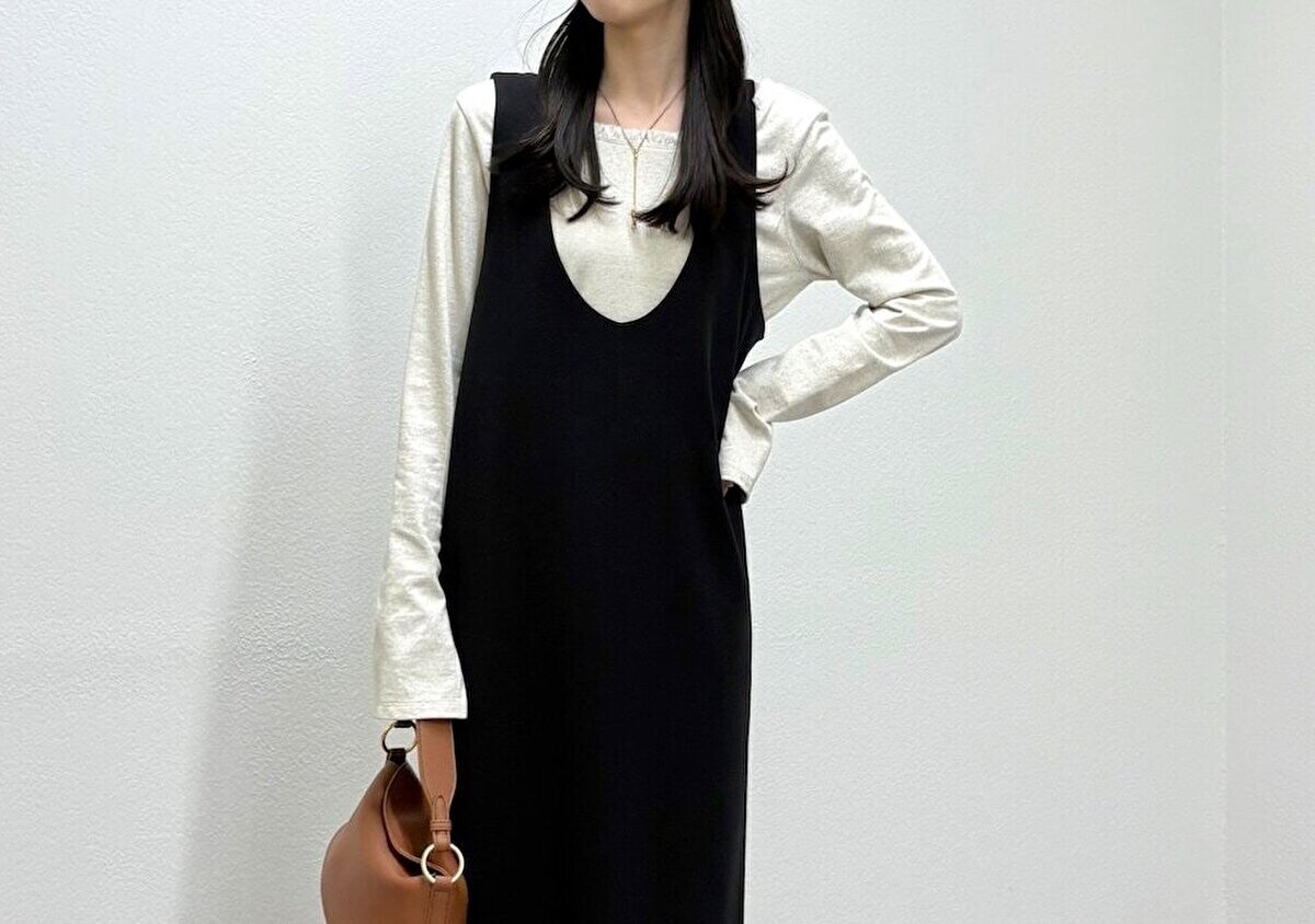 何着るか悩む日は「黒ジャンスカ」が万能！ラクなのに可愛く体型カバー♡春のこなれスタイル5選