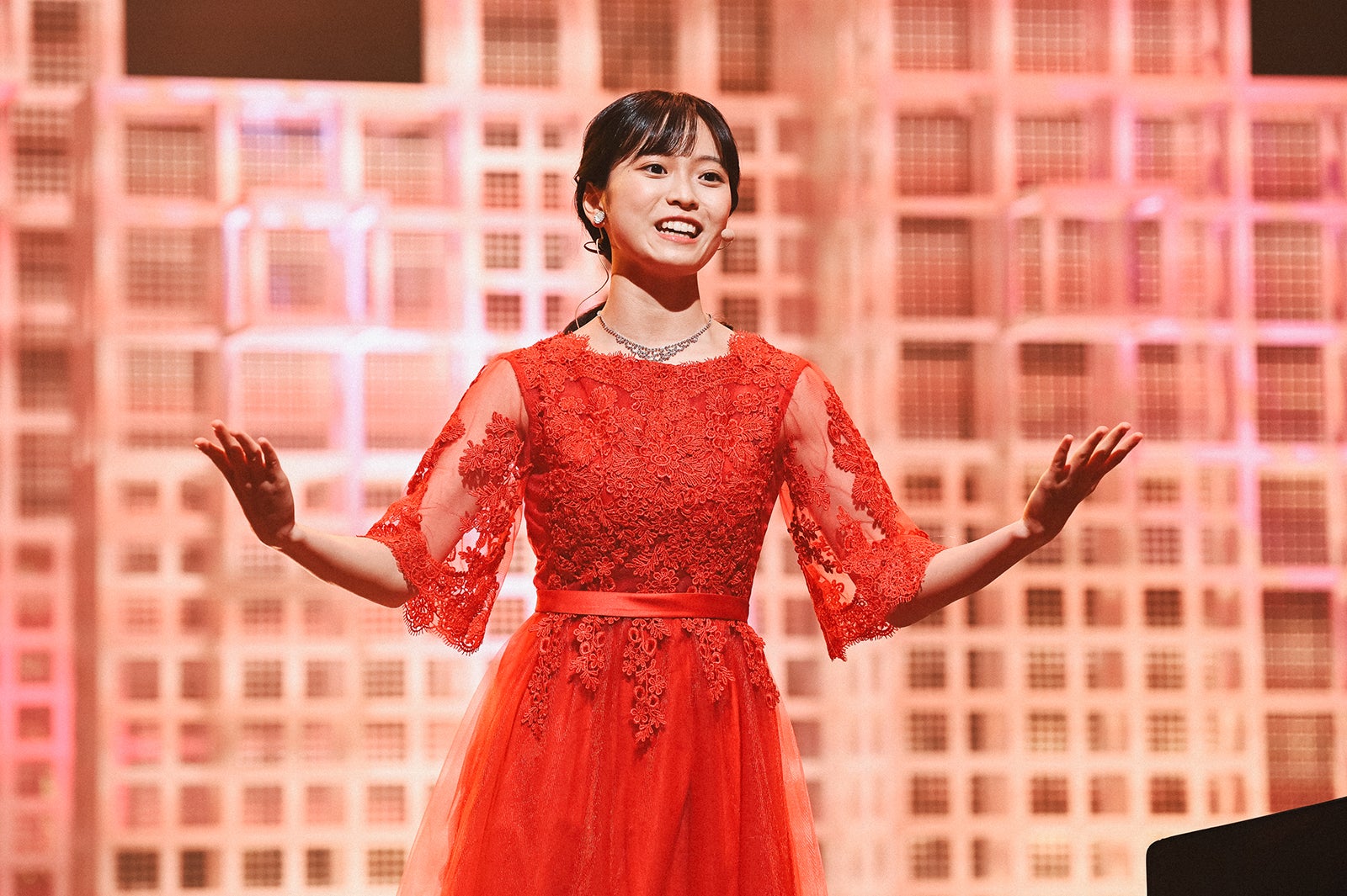 新井彩永（C）TBS