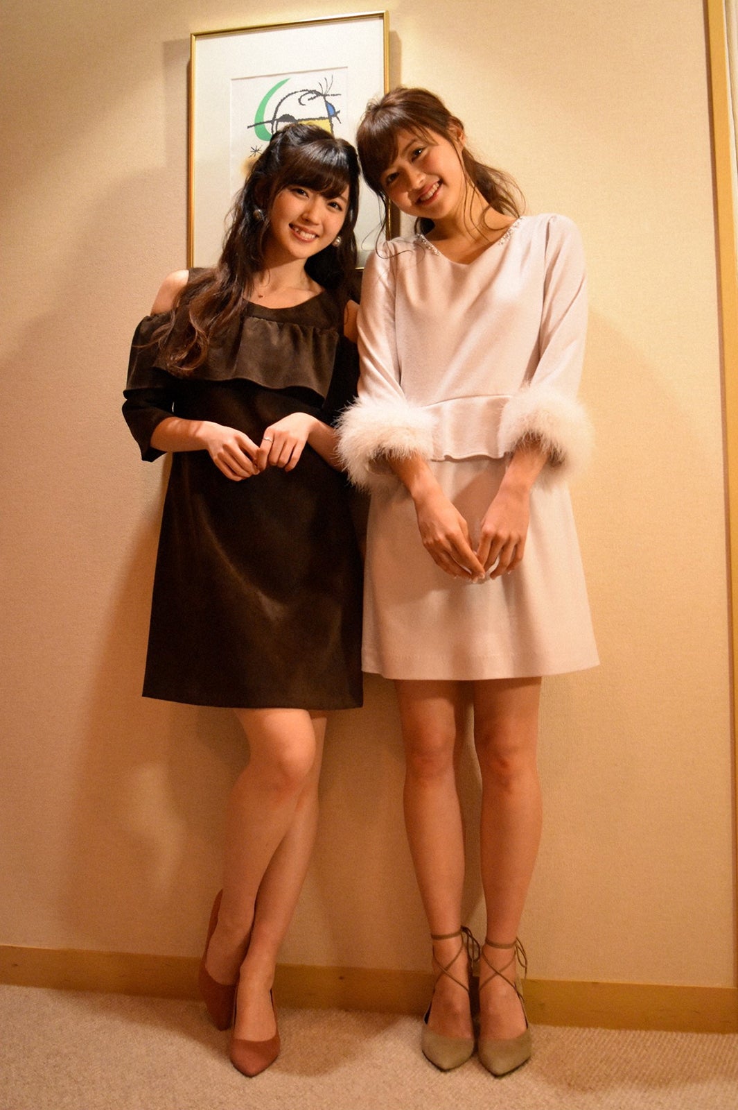 （左から）鈴木愛理、松元絵里花（C）TBS