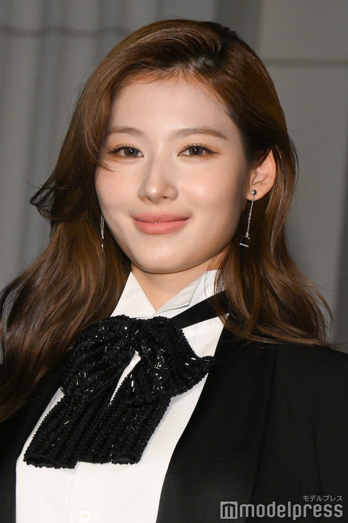 サナ(C)モデルプレス