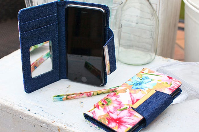 デニム切替フラワーiPhone6ケース「fifth」1,790円(税込)