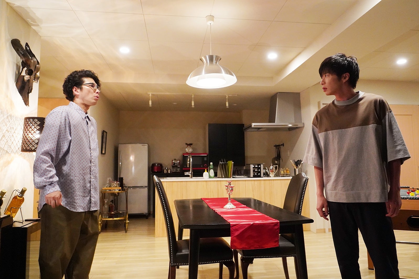 片桐仁、田中圭／「あなたの番です」第12話より（C）日本テレビ