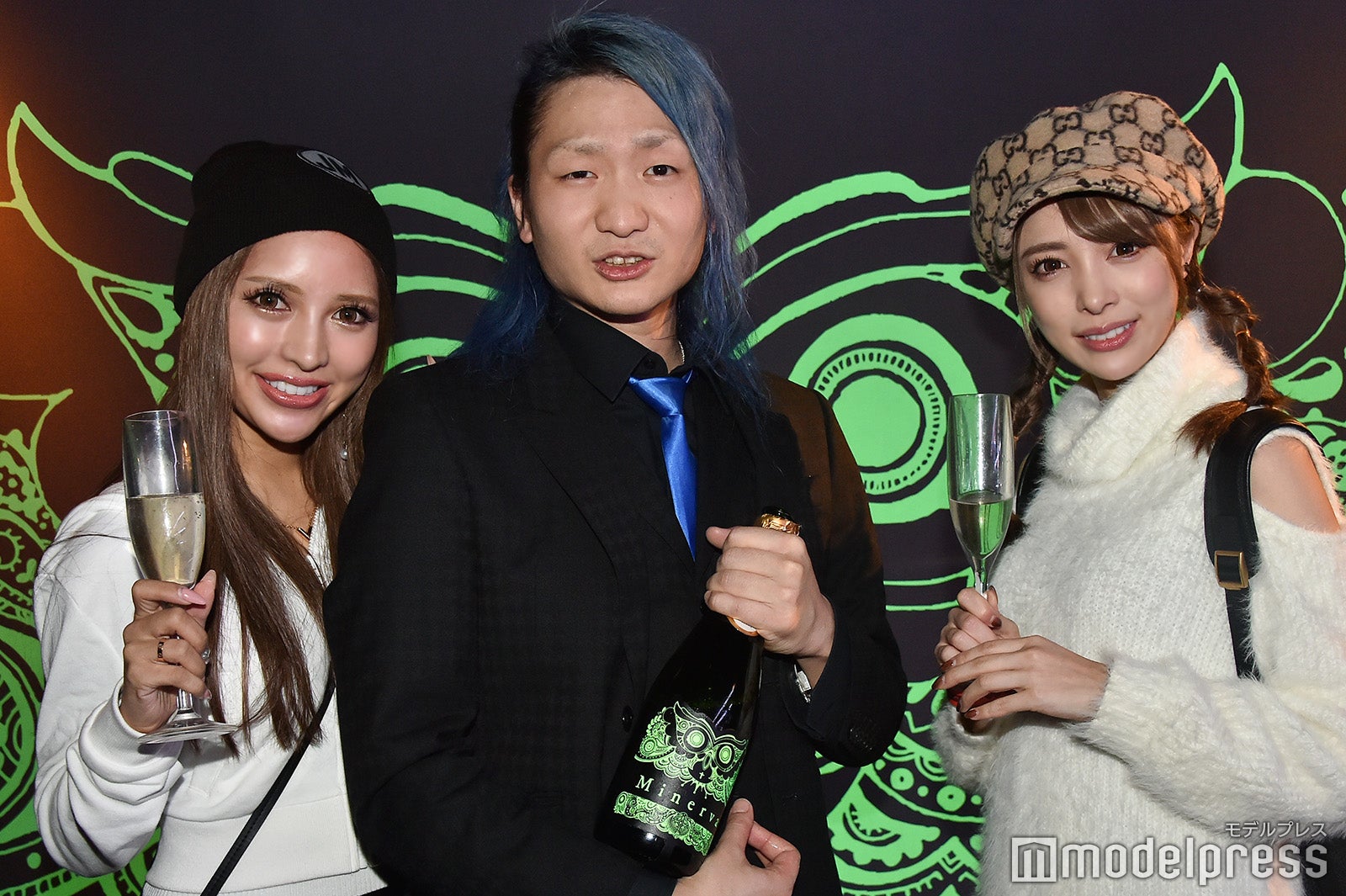 （左から）一条マリカ、DJ社長、サキ吉（C）モデルプレス