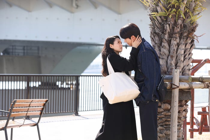 二階堂ふみ、チェ・ジョンヒョプ「Eye Love You」第7話より(C)TBS