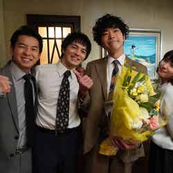 （左から）仲野太賀、林遣都、柄本佑、松岡茉優（C）日本テレビ