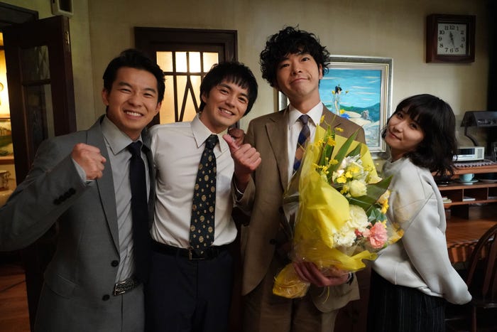 (左から)仲野太賀、林遣都、柄本佑、松岡茉優(C)日本テレビ