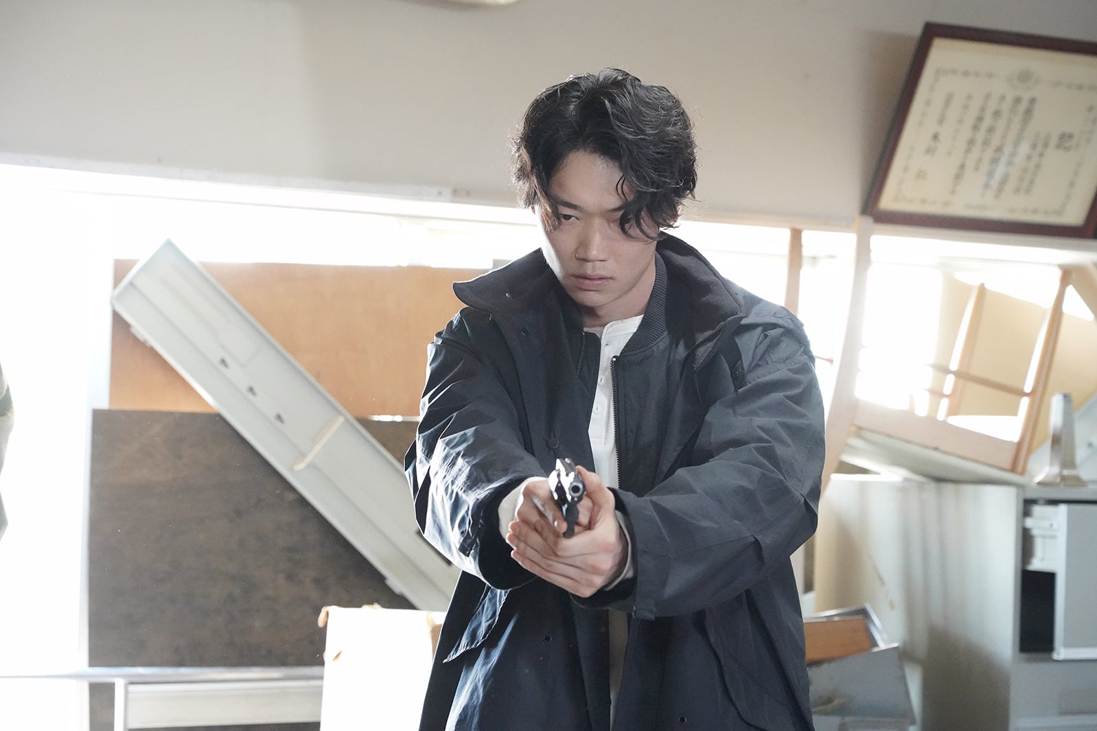 竹内涼真主演 君と世界が終わる日に 警察官役で注目の笠松将ってどんな人 プロフィール Q A モデルプレス