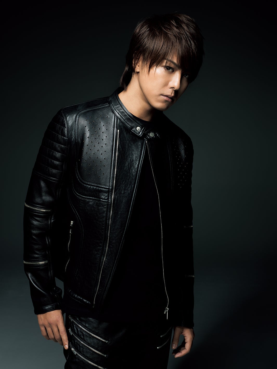 TAKAHIRO／「月刊EXILE」11月号より（画像提供：LDH）