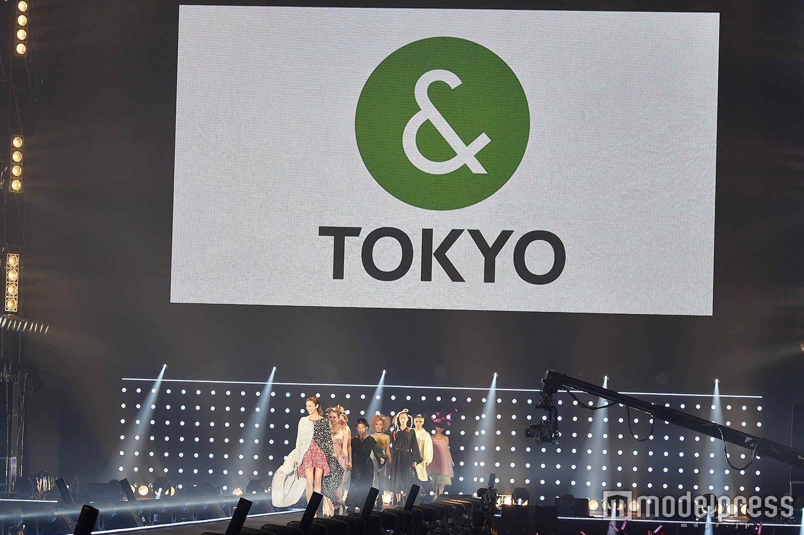 「＆TOKYO」ステージ（C）モデルプレス