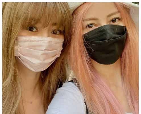 香里奈、美人姉・えれなとの2ショットに「目元そっくり」「2人とも髪色可愛い」の声