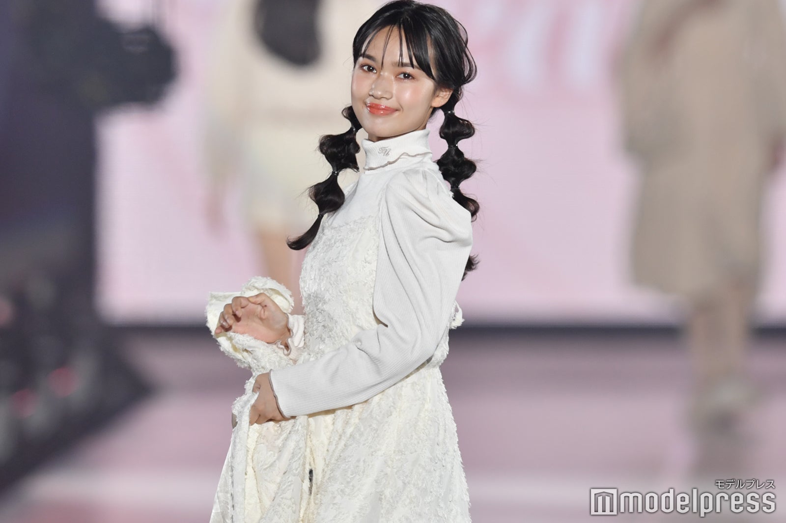 （C）モデルプレス