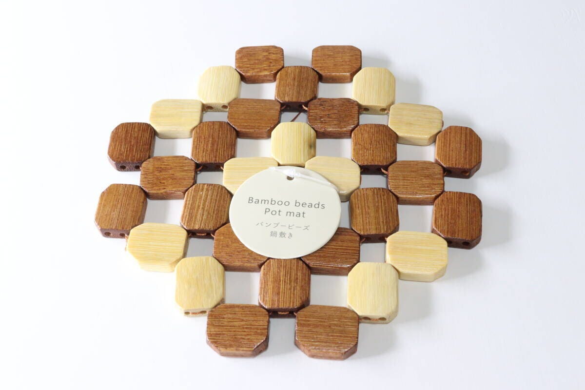 セリア　バンブービーズ鍋敷き　商品タグ