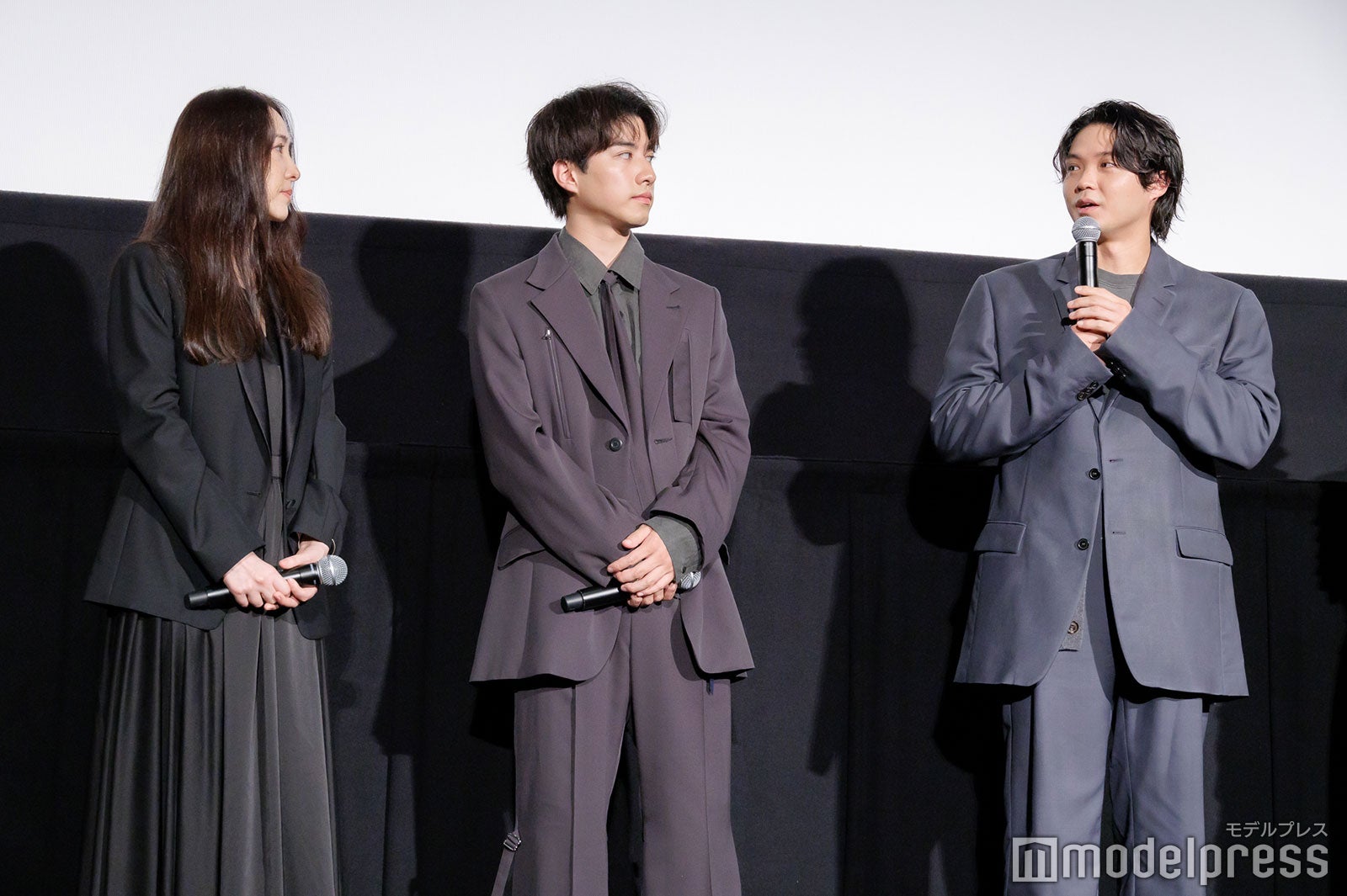 霧島れいか、福山翔大、磯村勇斗（C）モデルプレス