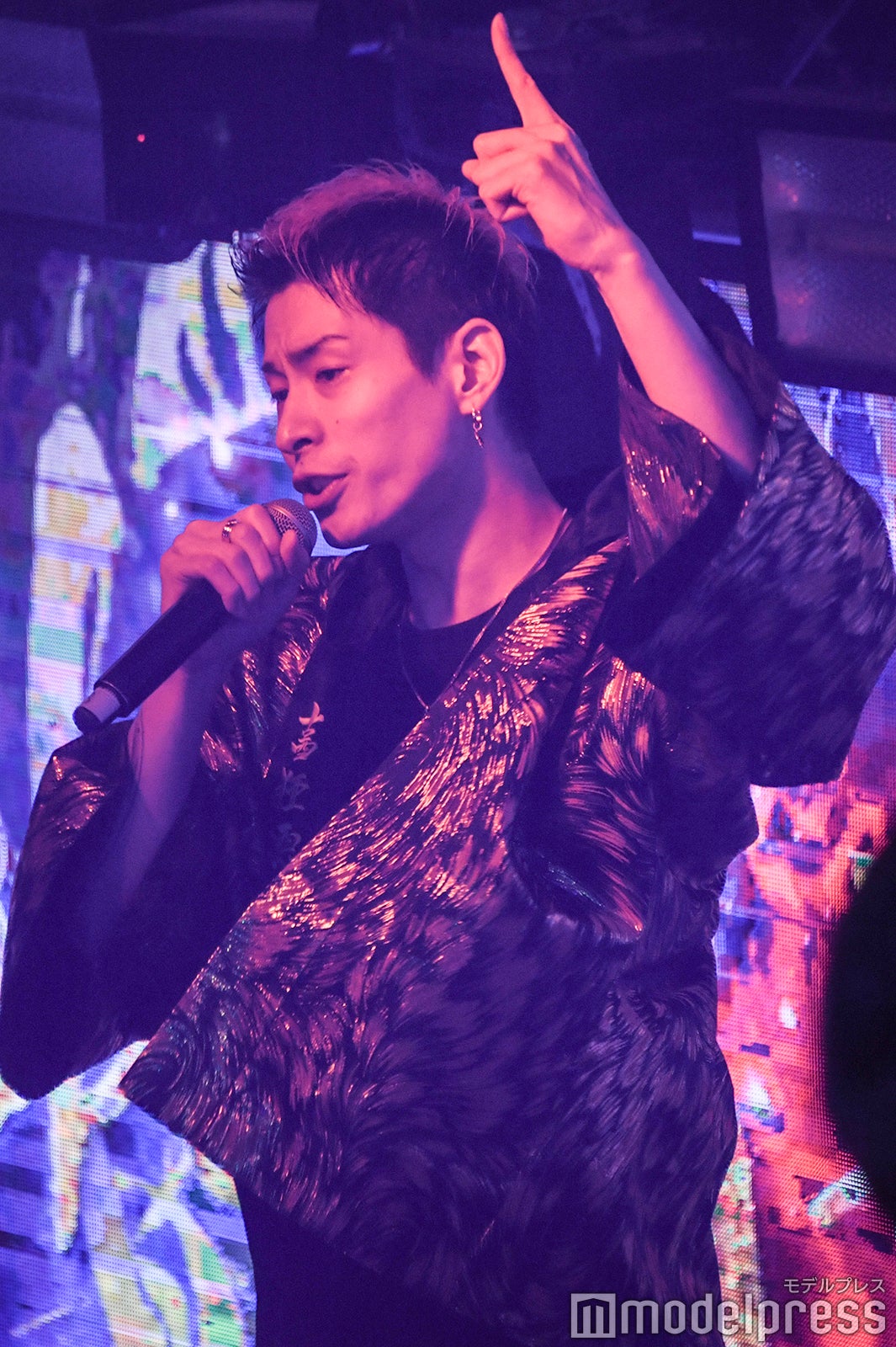 DJ脇 「レペゼン恐怖のカウントダウンライブ ～ガチで生配信～」（C）モデルプレス