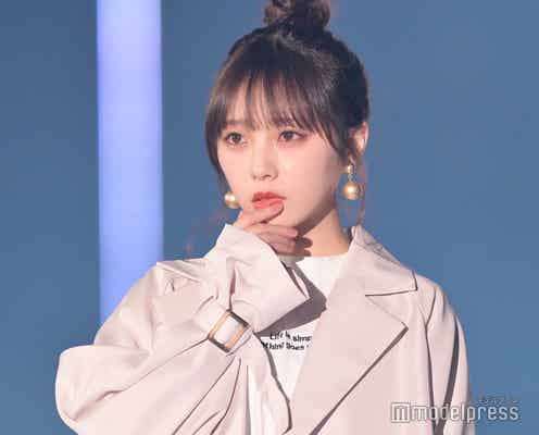乃木坂46与田祐希、ミニ丈ワンピで美デコルテ&美脚披露「可愛すぎて惚れる」「綺麗」と反響続々