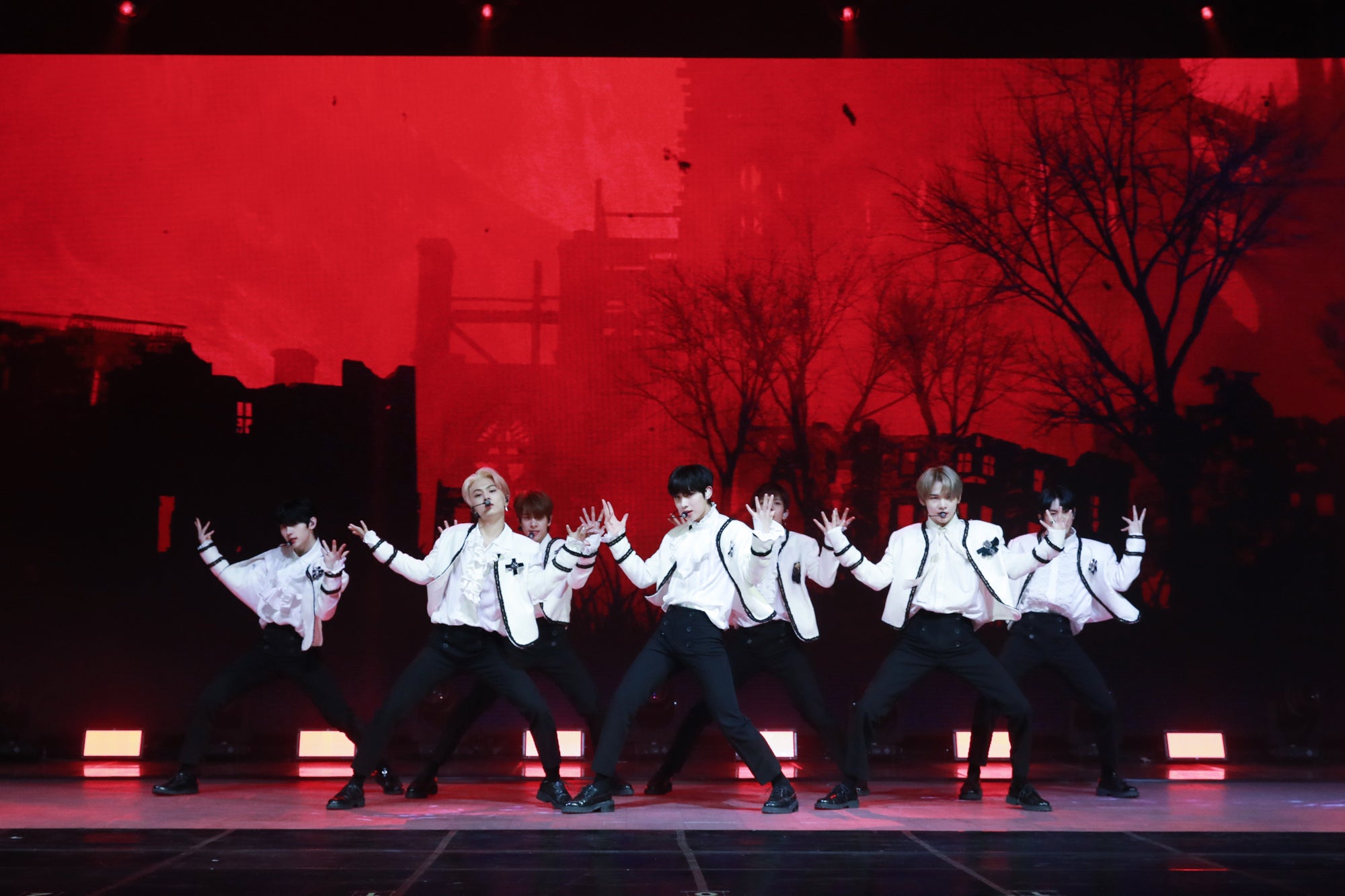 ENHYPEN（C）BELIFT LAB