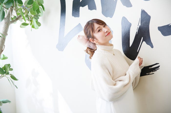 吉田朱里(C)Showtitle