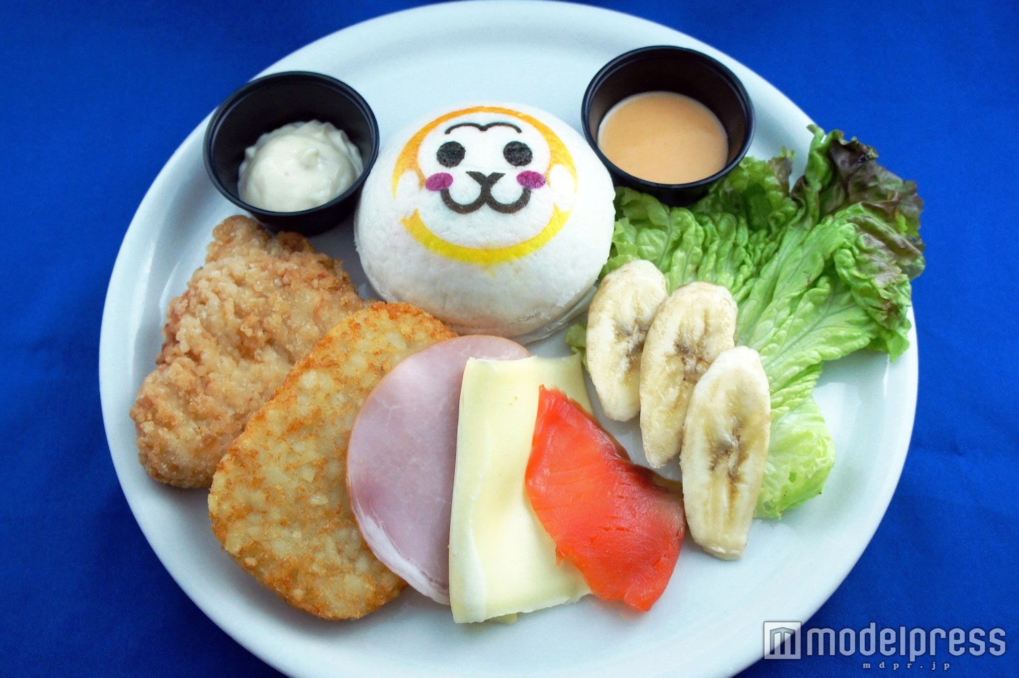 「モンキーマジックバーガー」650円（税込）／画像提供：セガ・ライブクリエイション