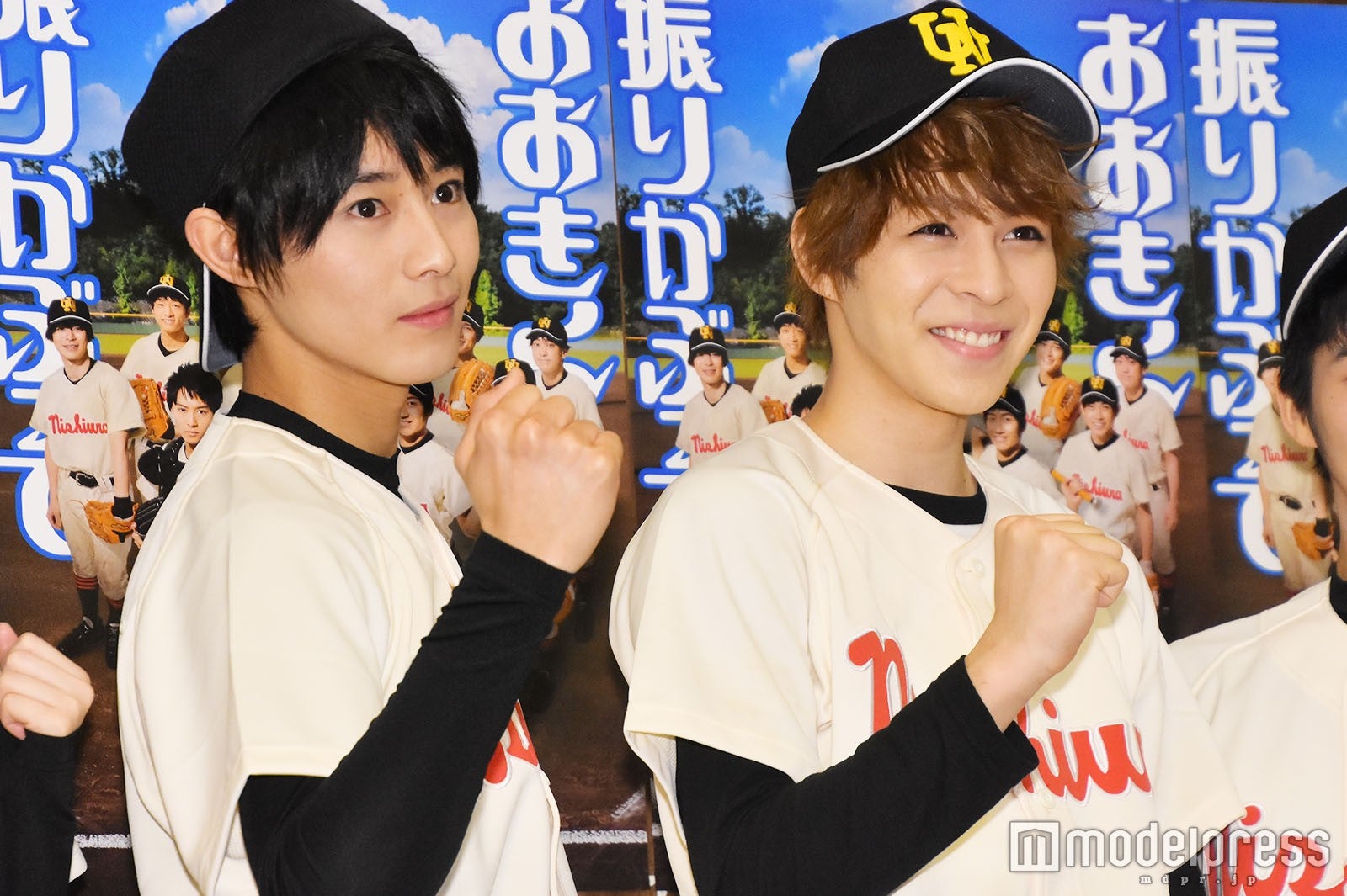 （左から）猪野広樹、西銘駿 （C）モデルプレス
