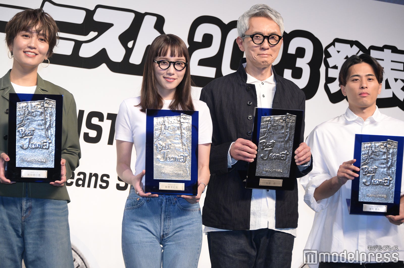 和田明日香、飯豊まりえ、松重豊、富樫勇樹選手（C）モデルプレス