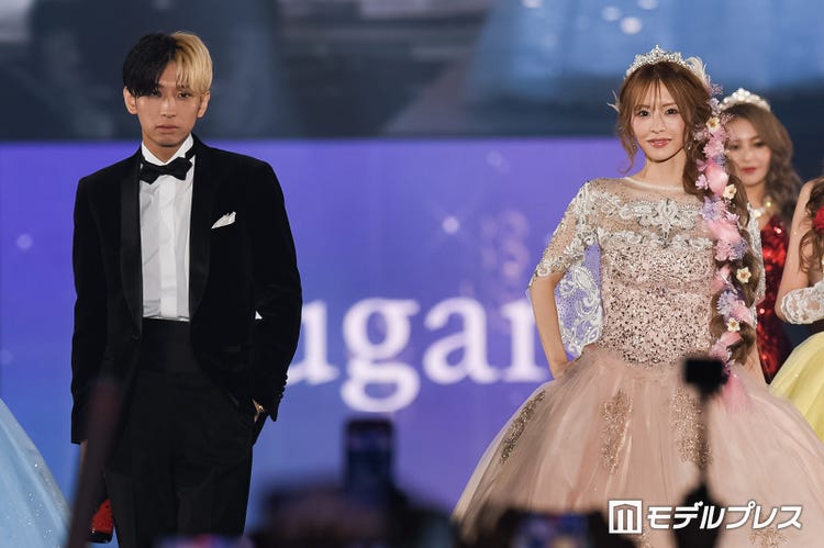 門りょう ヒカル 2ショットで堂々ランウェイ 結婚 発言も話題に 関コレ22s S モデルプレス 門りょう ヒカル 2ショットで堂々ランウェイ 結婚 発言も話題に 関コレ22s S モデルプレス