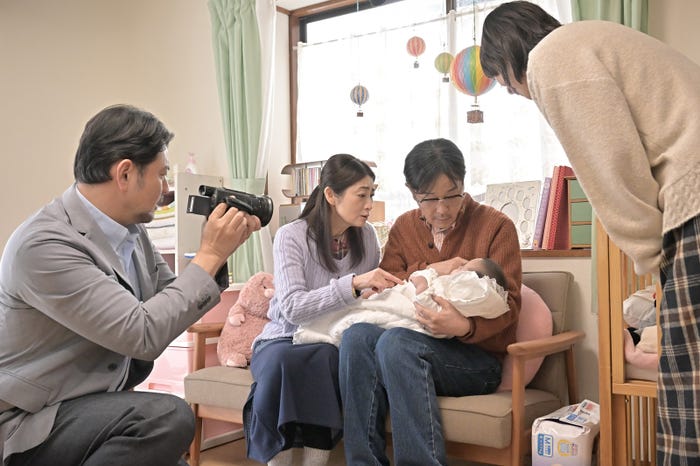 藤本隆宏、仙道敦子、リリー・フランキー、西田尚美「クジャクのダンス、誰が見た?」第7話(C)TBS