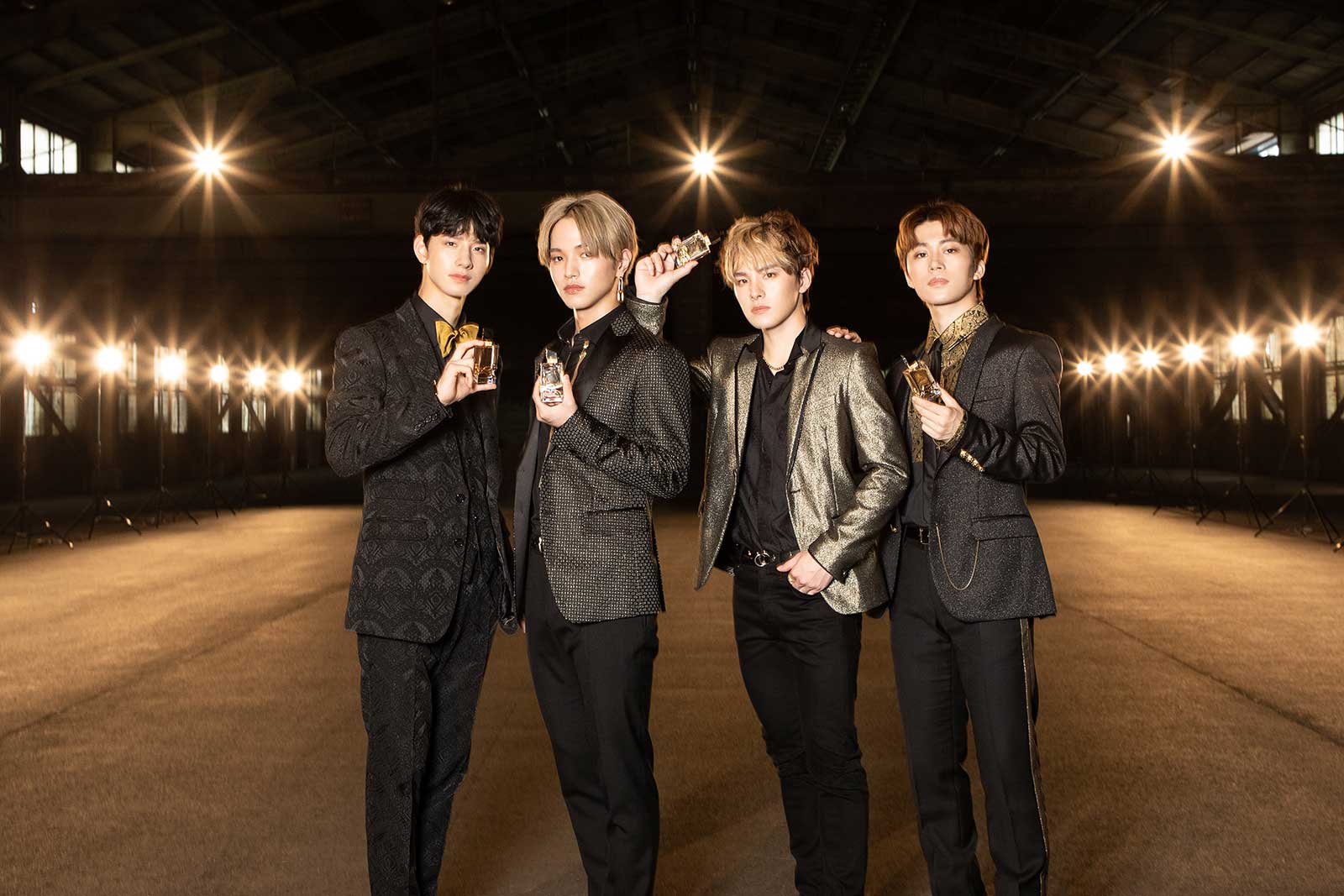 （左から）佐藤景瑚、大平祥生、川西拓実、木全翔也 （提供写真）