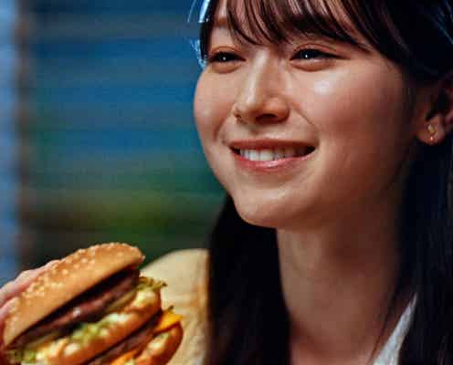 櫻坂46守屋麗奈「マクドナルド」新CM出演で“ビッグスマイル” 1980年代の人気アニメも登場