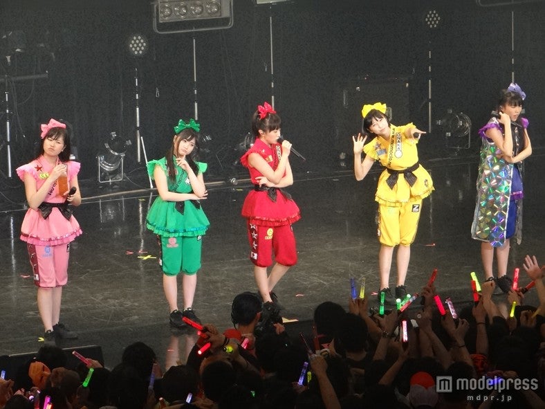 ももいろクローバーZ