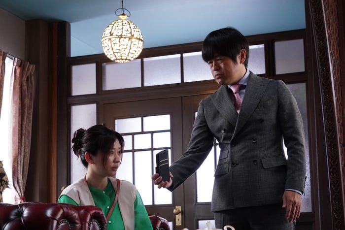 篠原涼子、バカリズム「イップス」第9話より(C)フジテレビ