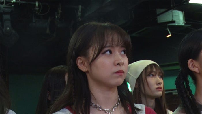倉野尾成美「OUT OF 48」第20話より(C)NTV