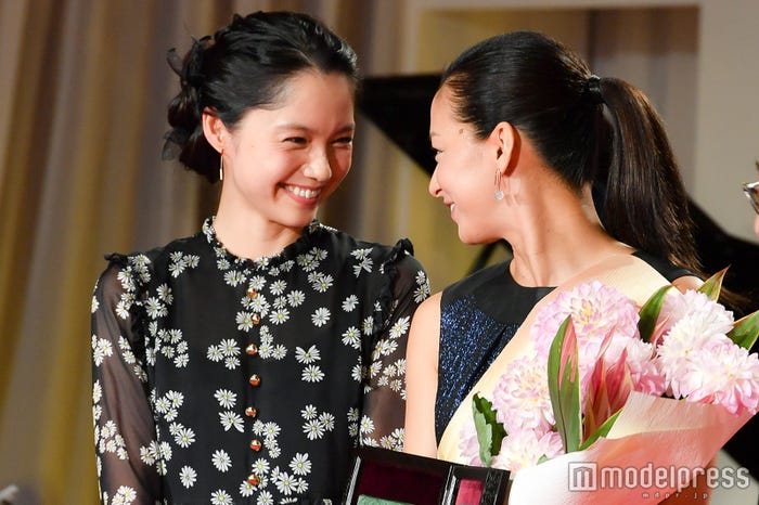 宮崎あおい、尾野真千子 (C)モデルプレス