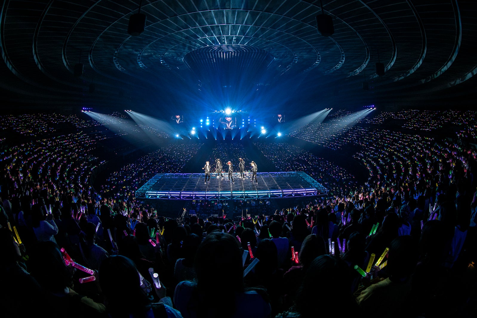 超特急（カメラマン：米山三郎、笹森健一）