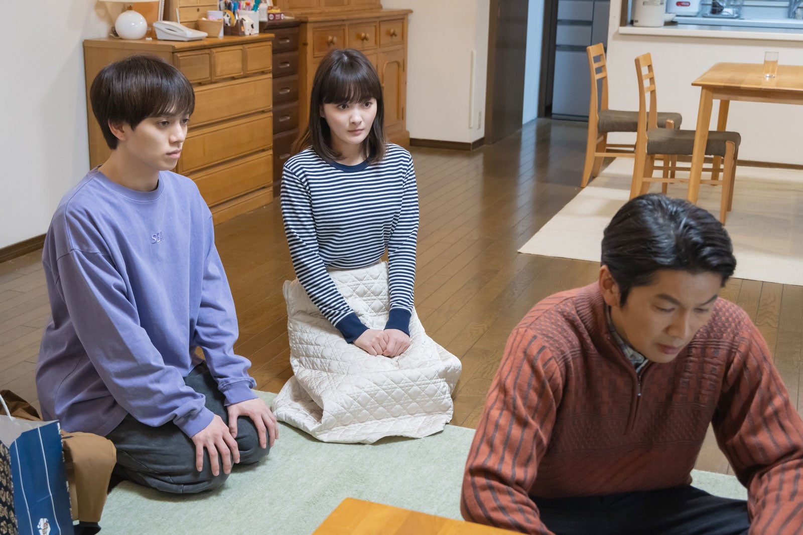 宮近海斗、葵わかな、丸山智己（C）テレビ朝日