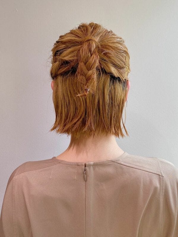 画像15 16 着物に似合うショートヘアアレンジ集 自分でできる簡単スタイリングをご紹介 モデルプレス