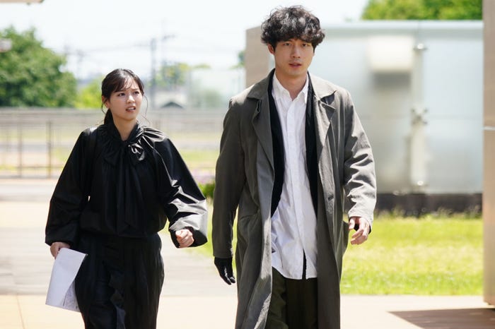 西野七瀬、坂口健太郎「Dr.チョコレート」第9話より(C)日本テレビ