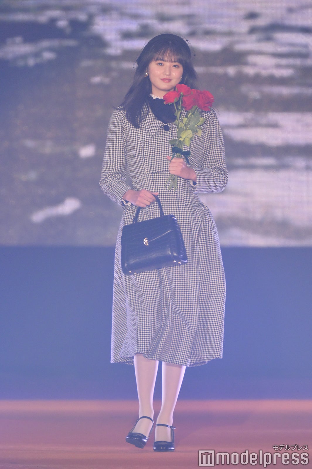 （C）モデルプレス