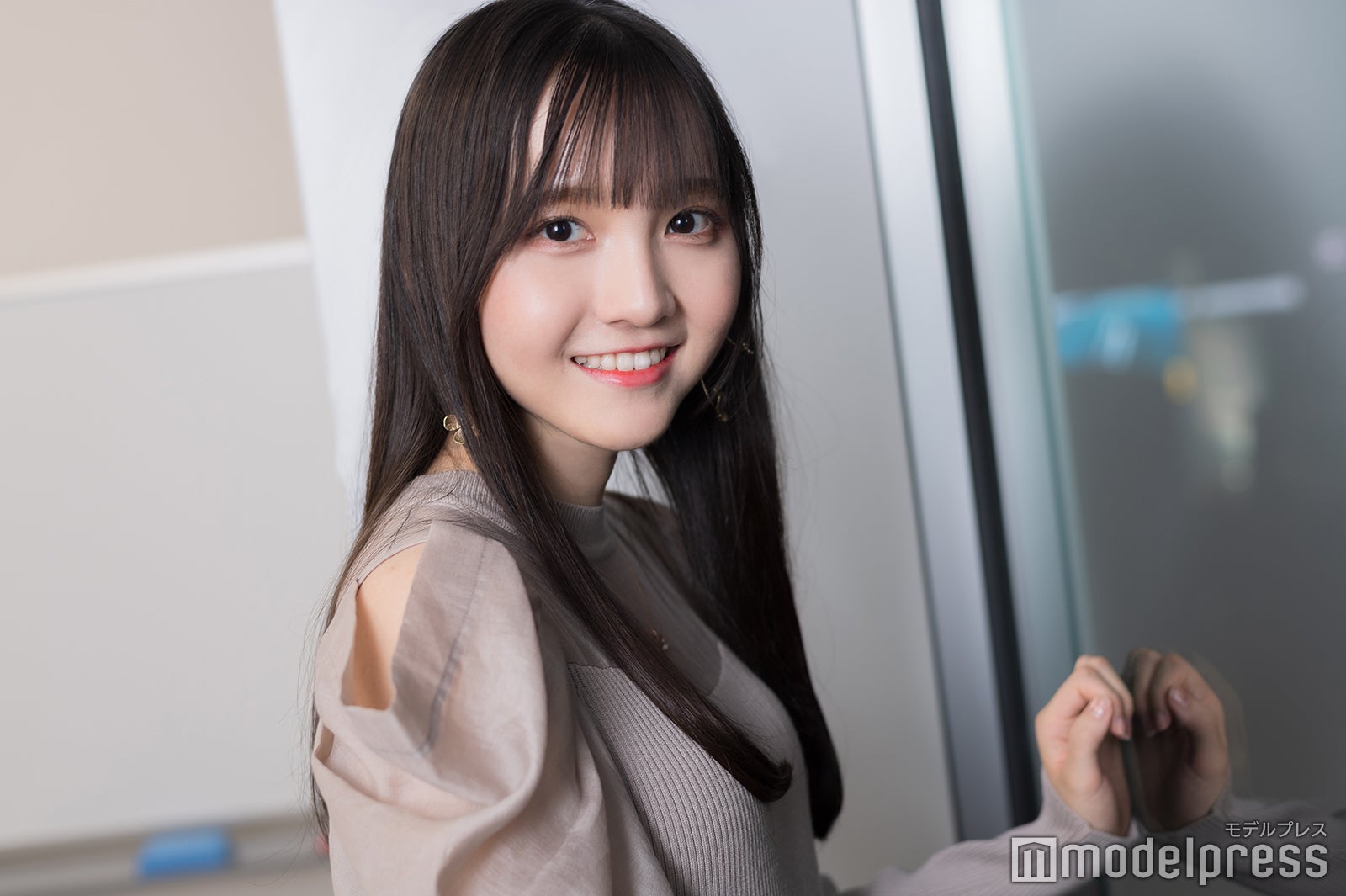 小杉怜子（C）モデルプレス