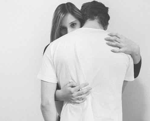 男性が女性にされると本気で冷める行動6選 無意識にやってるかも?