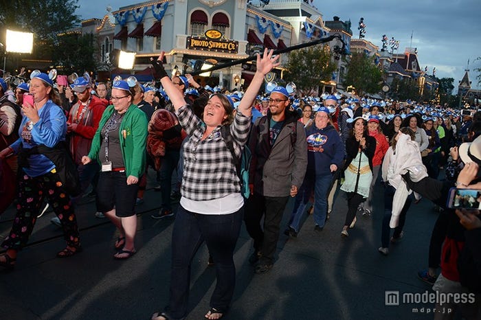 米ディズニーランド60周年記念イベント「ダイヤモンド・セレブレーション」