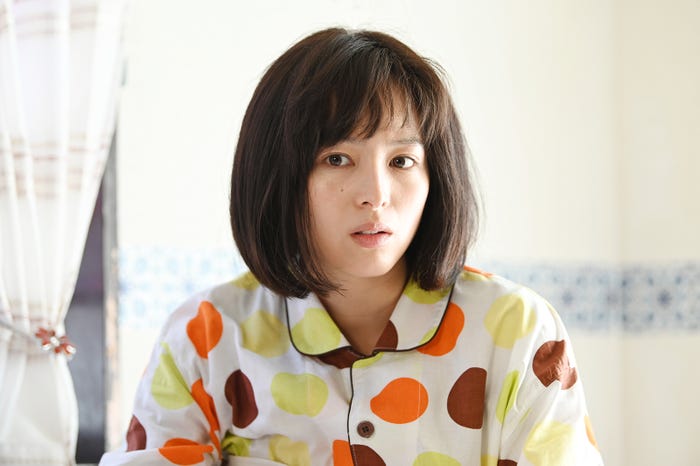 清野菜名/「シロでもクロでもない世界で、パンダは笑う。」第1話より(C)日本テレビ